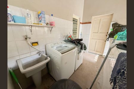 Casa à venda com 380m², 3 quartos e 3 vagasÁrea de Serviço