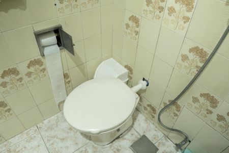 Casa à venda com 380m², 3 quartos e 3 vagasBanheiro 1