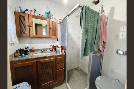 Casa à venda com 380m², 3 quartos e 3 vagasBanheiro Suíte 1