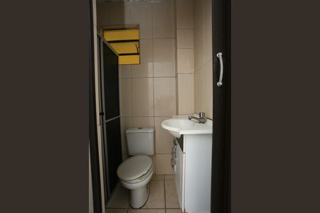 Casa à venda com 160m², 3 quartos e 2 vagas Casa à venda com 160m², 3 quartos e 2 vagasEdícula Banheiro