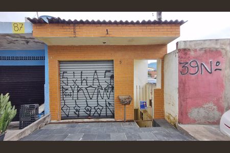 Fachada de casa à venda com 3 quartos, 160m² em Parque Reboucas, São Paulo