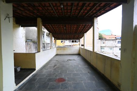 Casa à venda com 160m², 3 quartos e 2 vagas Casa à venda com 160m², 3 quartos e 2 vagasQuintal