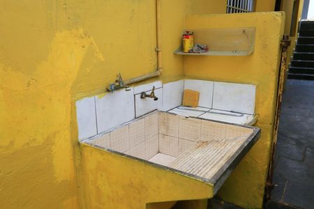 Casa à venda com 160m², 3 quartos e 2 vagas Casa à venda com 160m², 3 quartos e 2 vagasÁrea de Serviço