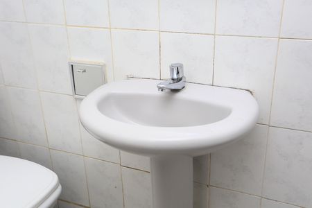 Banheiro de casa à venda com 3 quartos, 160m² em Parque Reboucas, São Paulo