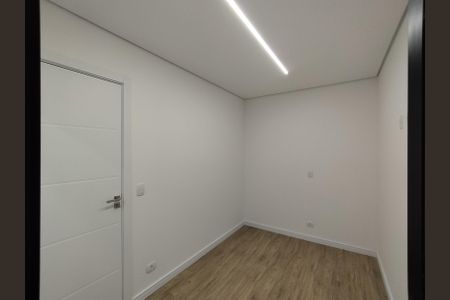 Casa à venda com 190m², 4 quartos e 2 vagasSuíte 2