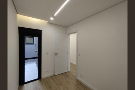 Casa à venda com 190m², 4 quartos e 2 vagasSuíte 2
