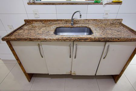 Casa de condomínio à venda com 180m², 4 quartos e 2 vagas Casa de condomínio à venda com 180m², 4 quartos e 2 vagasCozinha