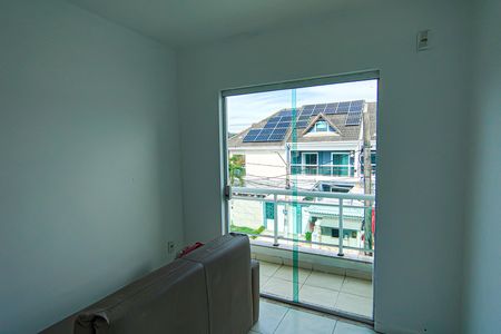 Casa de condomínio à venda com 180m², 4 quartos e 2 vagas Casa de condomínio à venda com 180m², 4 quartos e 2 vagasQuarto 2