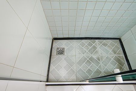 Casa de condomínio à venda com 180m², 4 quartos e 2 vagas Casa de condomínio à venda com 180m², 4 quartos e 2 vagasBanheiro da Suíte 2