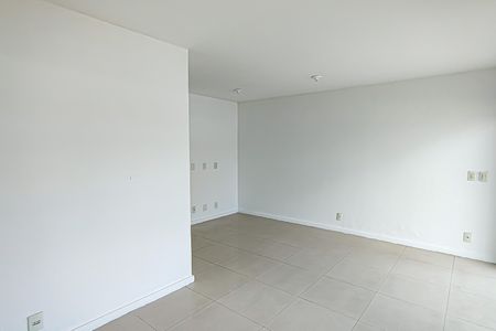 Casa de condomínio à venda com 180m², 4 quartos e 2 vagas Casa de condomínio à venda com 180m², 4 quartos e 2 vagasSala