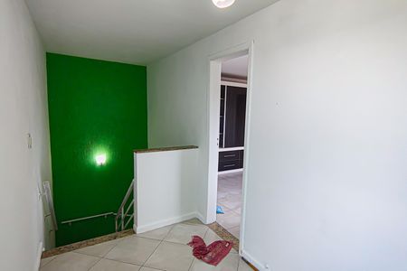 Casa de condomínio à venda com 180m², 4 quartos e 2 vagas Casa de condomínio à venda com 180m², 4 quartos e 2 vagasSala