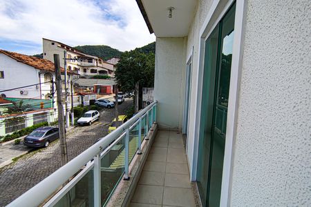 Casa de condomínio à venda com 180m², 4 quartos e 2 vagas Casa de condomínio à venda com 180m², 4 quartos e 2 vagasVaranda do Quarto 2