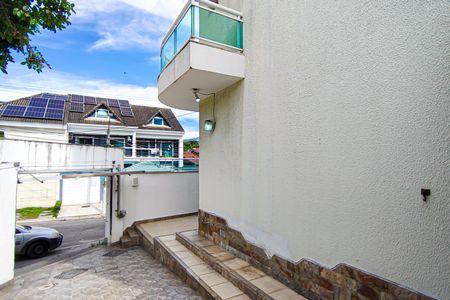 Casa de condomínio à venda com 180m², 4 quartos e 2 vagas Casa de condomínio à venda com 180m², 4 quartos e 2 vagasGaragem