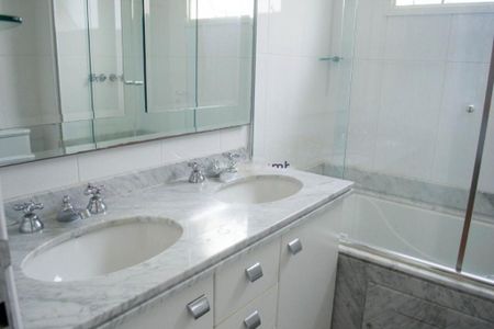 Apartamento à venda com 198m², 3 quartos e 3 vagas