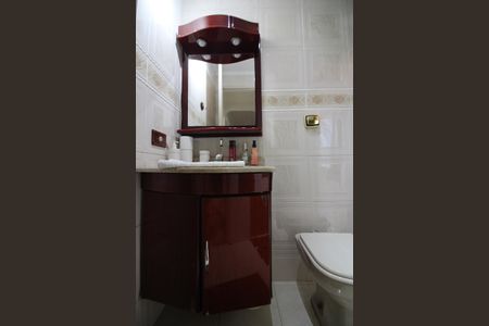 Apartamento à venda com 65m², 2 quartos e 1 vagaBanheiro Social