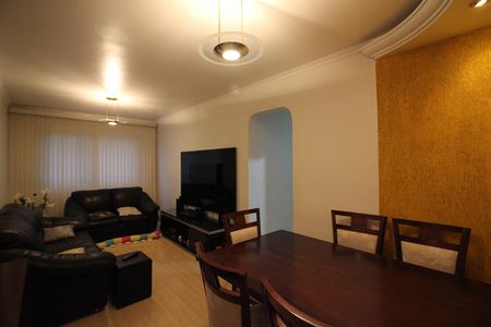 Apartamento à venda com 65m², 2 quartos e 1 vagaSala 