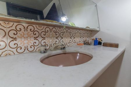 Casa para alugar com 600m², 4 quartos e 8 vagasLavabo