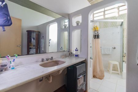 Casa para alugar com 600m², 4 quartos e 8 vagasBanheiro Suíte 