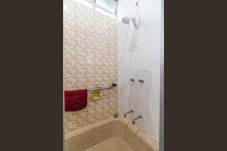 Casa para alugar com 600m², 4 quartos e 8 vagasBanheiro Social