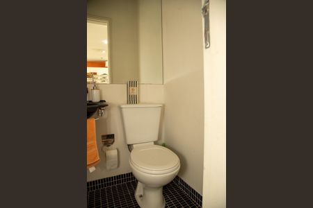 Casa para alugar com 240m², 3 quartos e 1 vagaBanheiro do escritorio