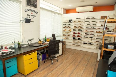 Casa para alugar com 240m², 3 quartos e 1 vagaEscritório