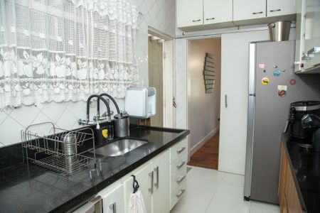 Casa para alugar com 240m², 3 quartos e 1 vagaCozinha