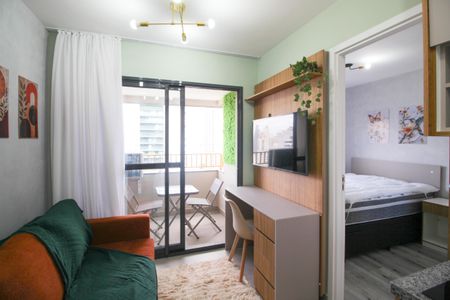 Sala de apartamento à venda com 1 quarto, 27m² em Vila Olímpia, São Paulo