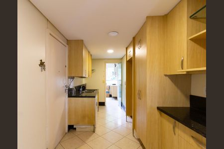 Apartamento à venda com 130m², 3 quartos e 2 vagas Apartamento à venda com 130m², 3 quartos e 2 vagasCozinha