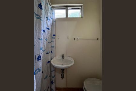 Apartamento à venda com 130m², 3 quartos e 2 vagas Apartamento à venda com 130m², 3 quartos e 2 vagasBanheiro de serviço