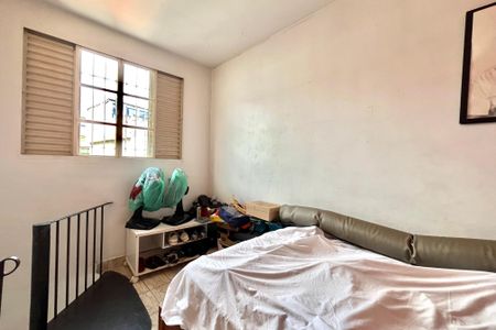 Casa à venda com 200m², 4 quartos e 2 vagas Casa à venda com 200m², 4 quartos e 2 vagasQuarto 4