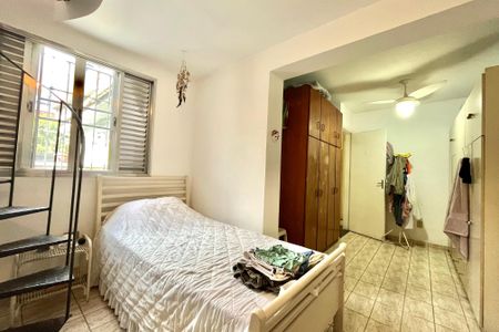 Casa à venda com 200m², 4 quartos e 2 vagas Casa à venda com 200m², 4 quartos e 2 vagasQuarto 3