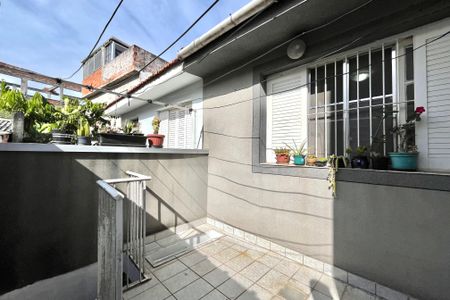 Casa à venda com 200m², 4 quartos e 2 vagas Casa à venda com 200m², 4 quartos e 2 vagasÁrea de Serviço