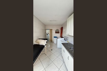 Casa à venda com 260m², 3 quartos e 5 vagasÁrea de Serviço