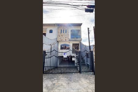 Casa à venda com 260m², 3 quartos e 5 vagasFachada