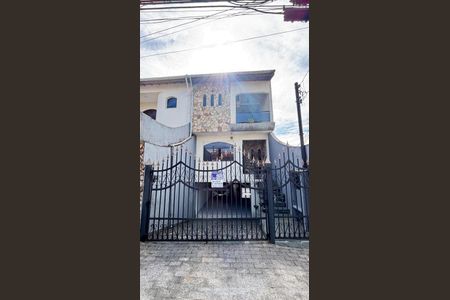 Casa à venda com 260m², 3 quartos e 5 vagasFachada