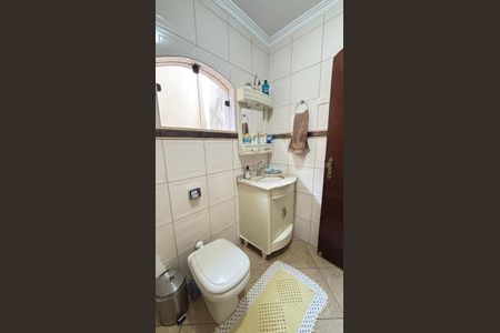 Casa à venda com 260m², 3 quartos e 5 vagasBanheiro Social