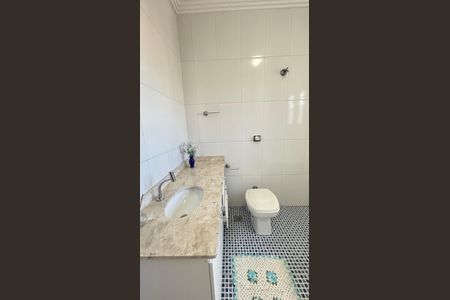 Casa à venda com 260m², 3 quartos e 5 vagasBanheiro da Suíte