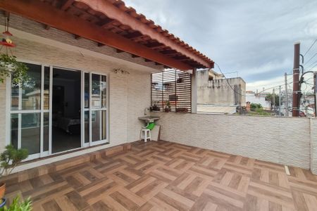 Casa à venda com 142m², 3 quartos e 2 vagasVaranda da Suíte