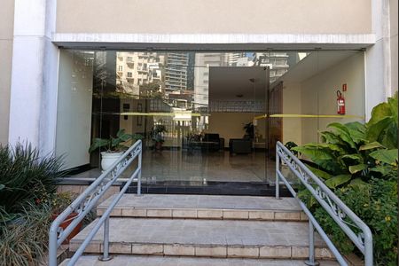 Apartamento à venda com 75m², 3 quartos e 1 vaga Apartamento à venda com 75m², 3 quartos e 1 vagaFachada