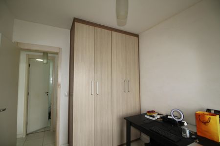 Apartamento à venda com 89m², 3 quartos e 1 vagaQuarto 2