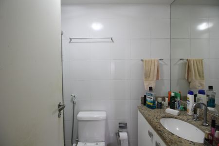 Apartamento à venda com 89m², 3 quartos e 1 vagaBanheiro Social