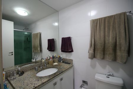 Apartamento à venda com 89m², 3 quartos e 1 vagaBanheiro da Suíte