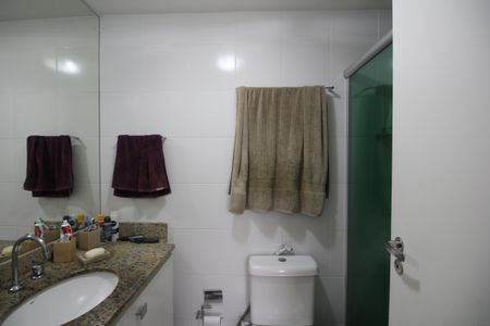 Apartamento à venda com 89m², 3 quartos e 1 vagaBanheiro da Suíte