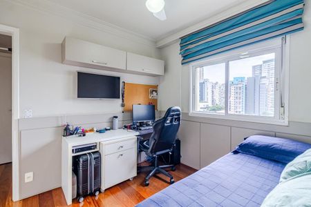 Apartamento para alugar com 168m², 4 quartos e 3 vagasQuarto 2