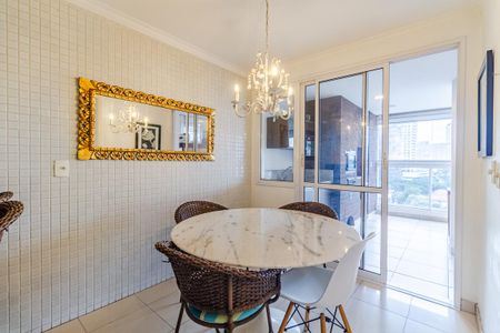 Apartamento para alugar com 168m², 4 quartos e 3 vagasCozinha