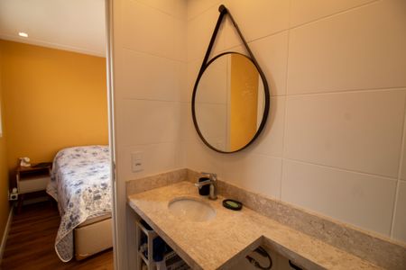 Apartamento à venda com 53m², 2 quartos e 1 vaga Apartamento à venda com 53m², 2 quartos e 1 vagaBanheiro da Suíte