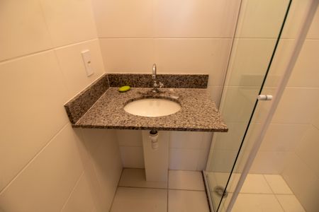 Apartamento à venda com 53m², 2 quartos e 1 vaga Apartamento à venda com 53m², 2 quartos e 1 vagaBanheiro Social