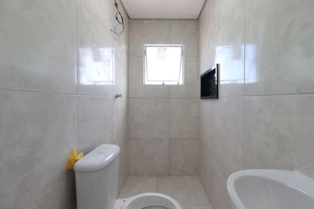 Casa para alugar com 70m², 2 quartos e sem vagaBanheiro