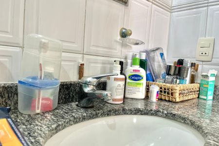 Apartamento à venda com 88m², 3 quartos e 2 vagasBanheiro da Suíte