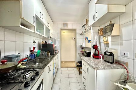 Apartamento à venda com 88m², 3 quartos e 2 vagasCozinha